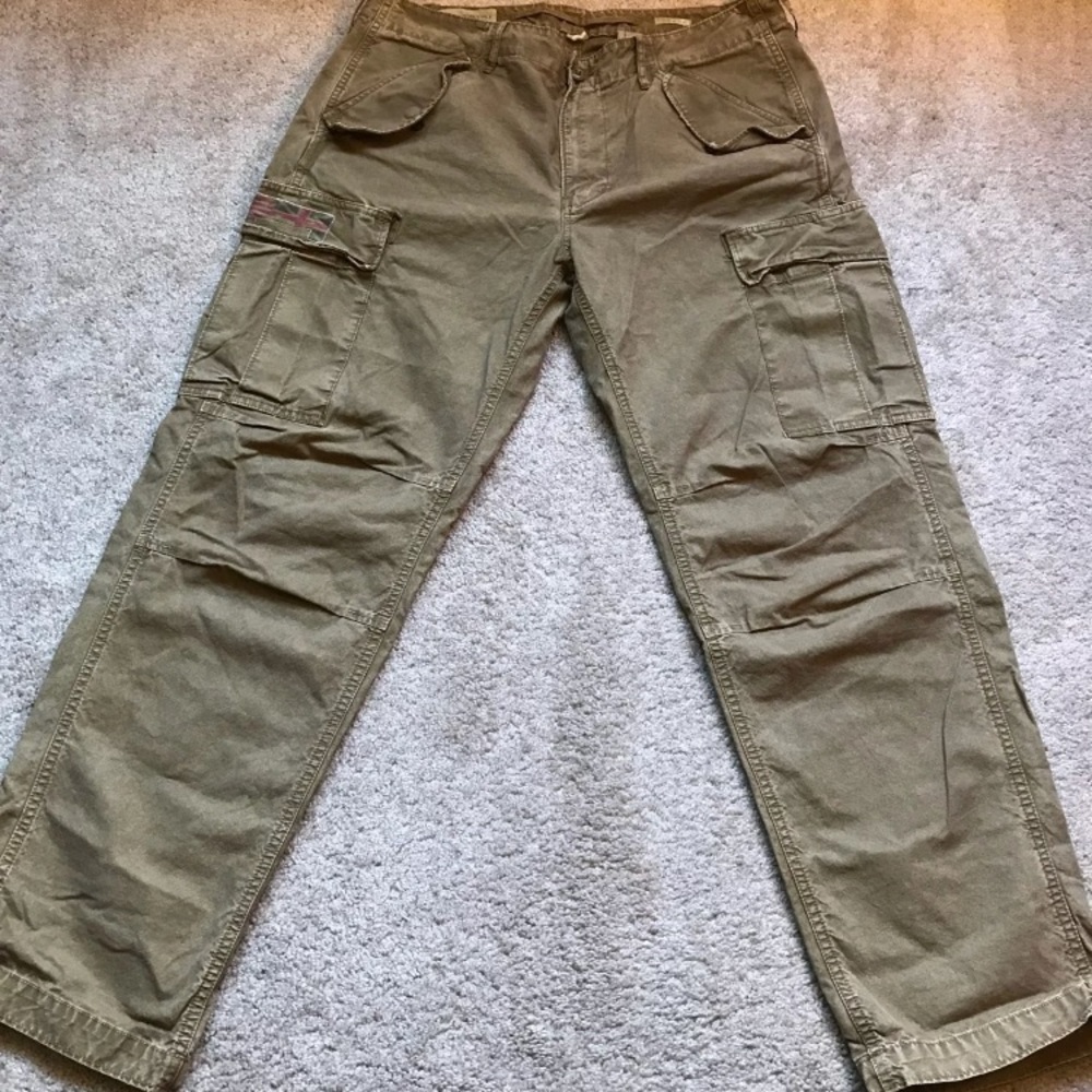 Men’s cargo pants